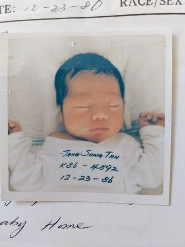 프랑스 입양 한인 장성탄 씨의 어릴 적 모습