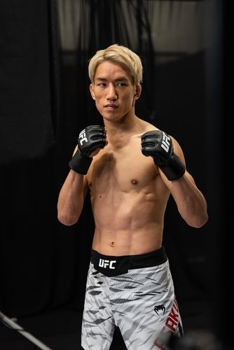 UFC 플라이급 타이틀에 도전하는 아사쿠라 가이