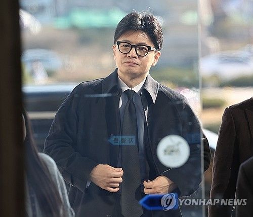 국회 돌아온 한동훈 대표