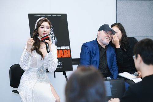 뮤지컬 '마타하리' 작곡가 프랭크 와일드혼과 배우 옥주현 라운드 인터뷰