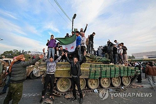 다마스쿠스 진입한 시리아 반군