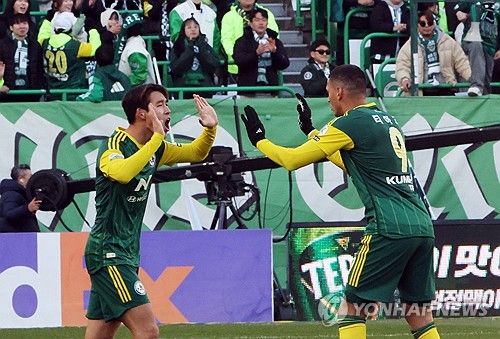 동점 골 넣은 전북 현대 티아고