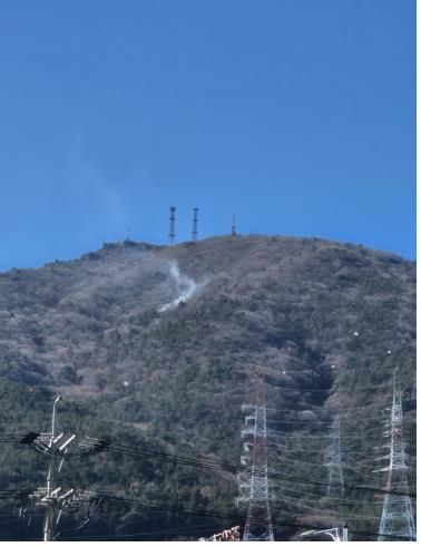 경남 거제 야산 연기