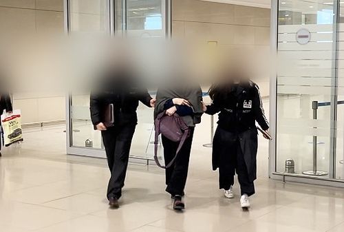 국내로 송환되는 카지노 145억원 증발사건 주범