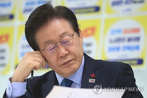 철도회관을 찾은 이재명 대표