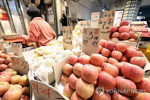 명절 앞두고 사과 가격 급등