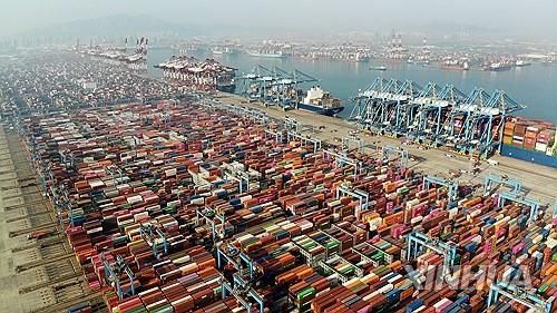 중국 산둥성 칭다오 무역항