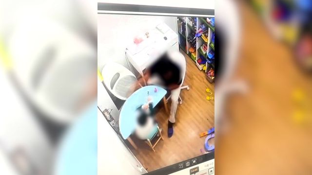 시흥 언어치료센터 CCTV 속 어린이 폭행 영상 [독자 제공. 재판매 및 DB 금지]