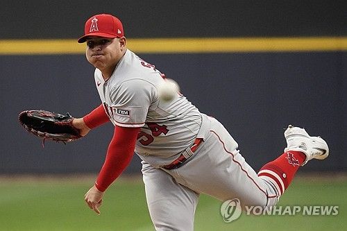 MLB 연봉조정청문회에서 구단에 패소한 투수 수아레스 