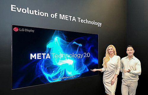 CES 2024에서 LG디스플레이가 선보인 OLED TV 패널 신제품