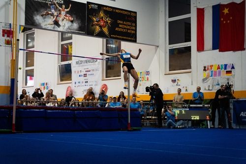 우상혁, 네흐비즈디 대회신기록으로 우승