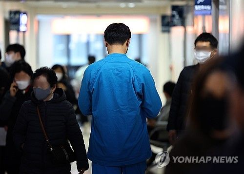 전공의 공백, 남겨진 의료진에게 업무 부담으로
