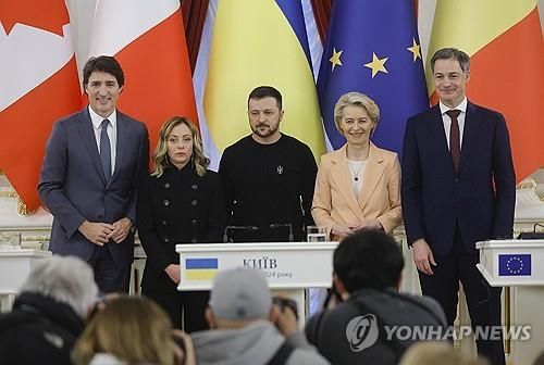 키이우 방문한 서방 지도자들과 젤렌스키 대통령 