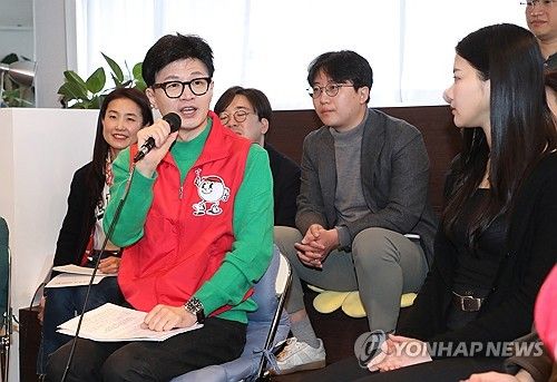 한동훈 비대위원장, '기후 미래 택배' 현장 공약 발표