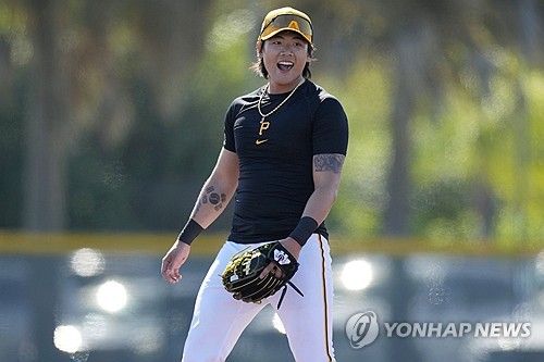 스프링캠프 훈련하는 배지환 