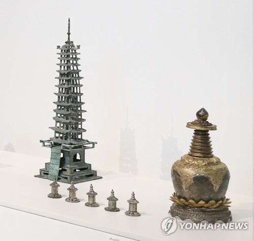 은제도금 라마탑형 사리구