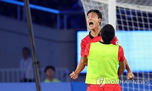 지난해 아시안게임에서 백승호가 결승 진출에 환호하는 모습