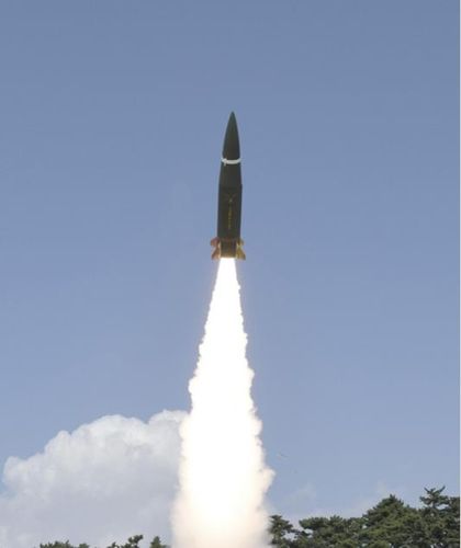 전술지대지유도무기 발사 장면