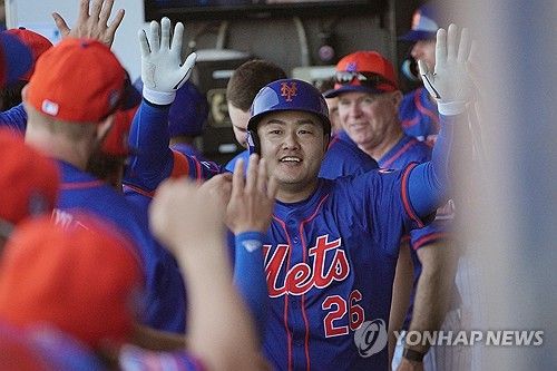 메츠의 분위기 메이커로 자리잡은 최지만 