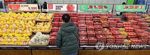 들썩이는 밥상 물가…과일 가격 급등