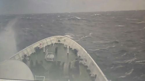 수색 나선 해경