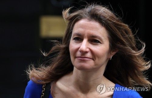 루시 프레이저 영국 문화부 장관