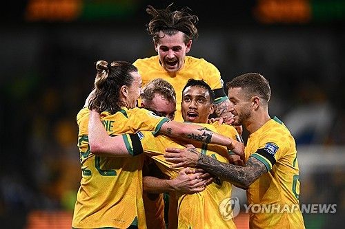 레바논에 2-0 완승 거둔 호주
