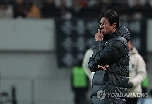 황선홍 임시 감독, 안 풀리는 경기