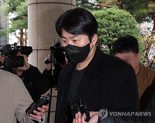 가수 이루 항소심 선고