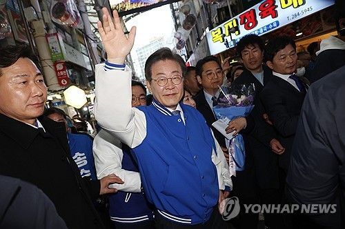 지지 호소하는 이재명 대표