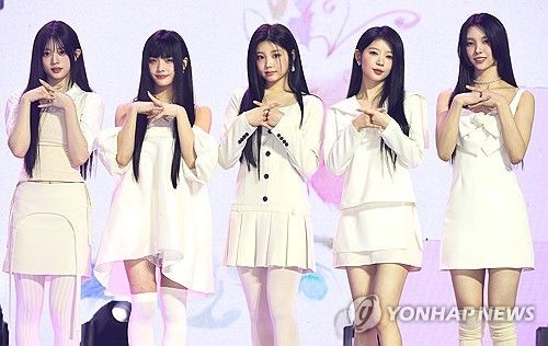 하이브 신인 그룹, 아일릿 데뷔
