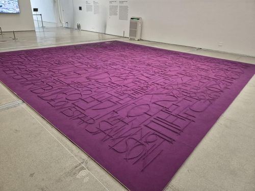 (서울=연합뉴스) 황희경 기자 = 국립현대미술관 서울관의 '가변하는 소장품'전에 전시된 오인환의 '남자가 남자를 만나는 곳, 서울'