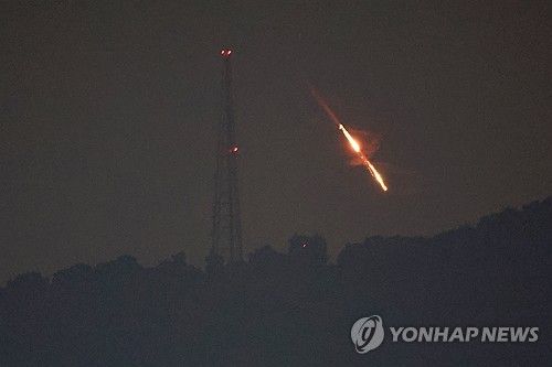이란, 이스라엘 본토 첫 보복 공격…드론·미사일 대규모 공습