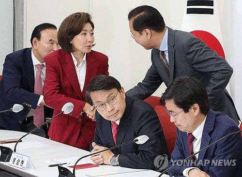 나경원 전 의원과 권영세 의원