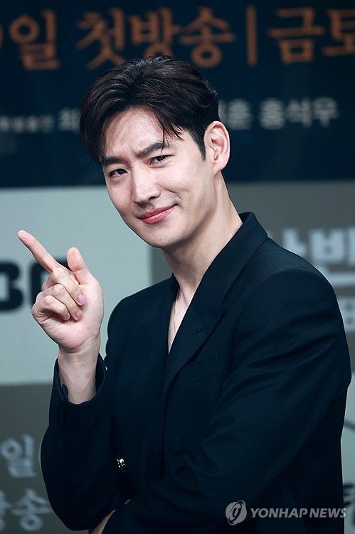 청년 박영환 된 이제훈