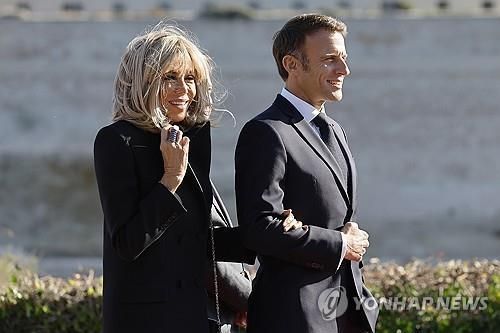 에마뉘엘 마크롱 프랑스 대통령 부부