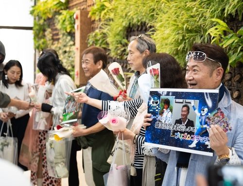 한국 팬들에게 환영받는'지구방위대 후뢰시맨' 배우들