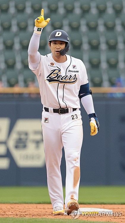 안타 친 두산 강승호