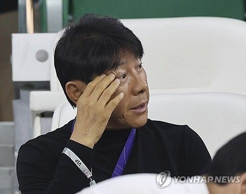 한국 16강전 찾은 신태용 감독