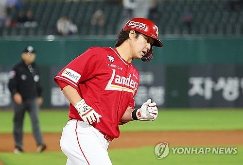 KBO 역사 쓴 최정