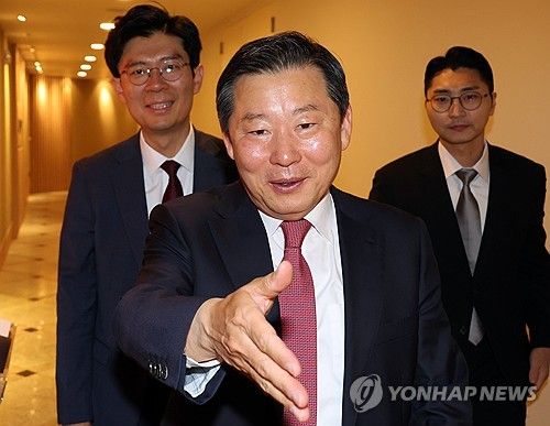 이철규 의원, 영입인재 낙천자들과 조찬모임