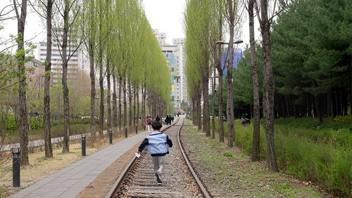 다큐멘터리 영화 '땅에 쓰는 시' 속 한 장면
