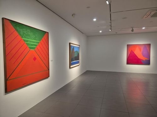 (서울=연합뉴스) 황희경 기자 = 서울 사간동 현대화랑에서 전시되고 있는 유영국 작품들. 2024.5.1.zitrone@yna.co.kr