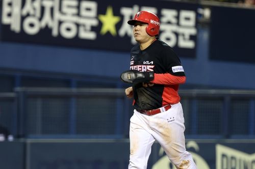 KIA 중심 타자로 입지 굳히는 이우성