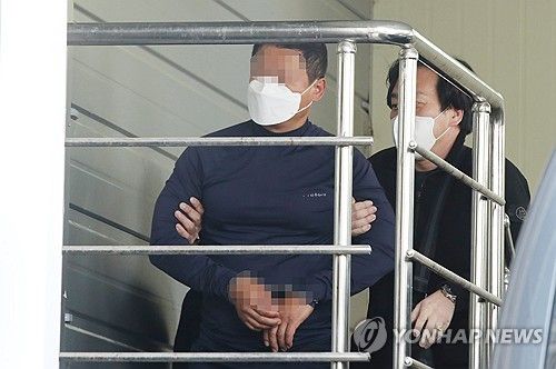 대낮 법원 앞에서 유튜버 살해한 피의자
