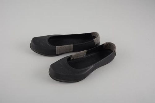 성철스님 고무신