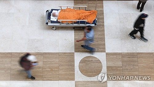 길어지는 환자들의 기다림