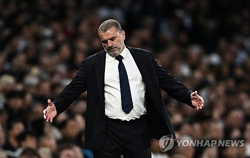 아쉬워하는 포스테코글루 감독