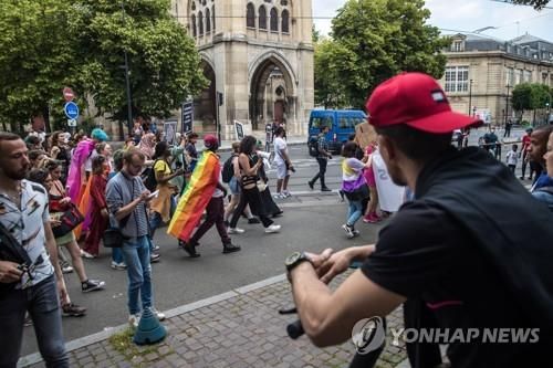 프랑스 성소수자들의 거리 행진