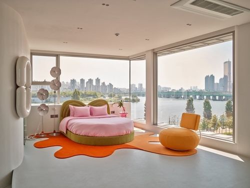 한강대교 전망호텔 침실